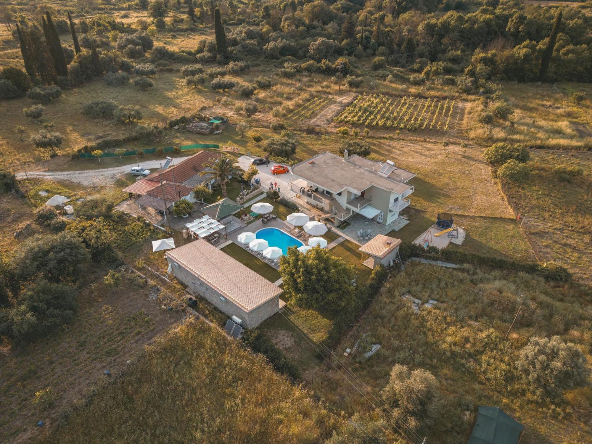 אפרטהוטל פארגה Tsanis Estate מראה חיצוני תמונה